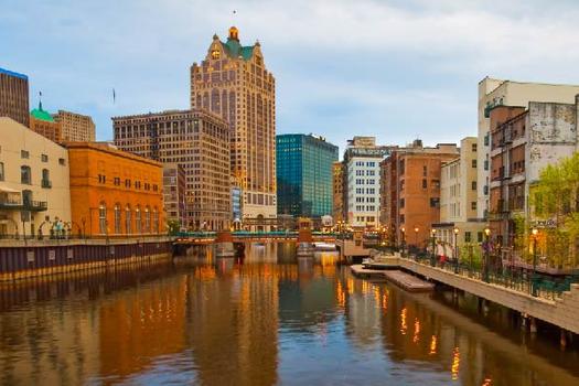 39932-city-of-milwaukee-case-study-01.jpg