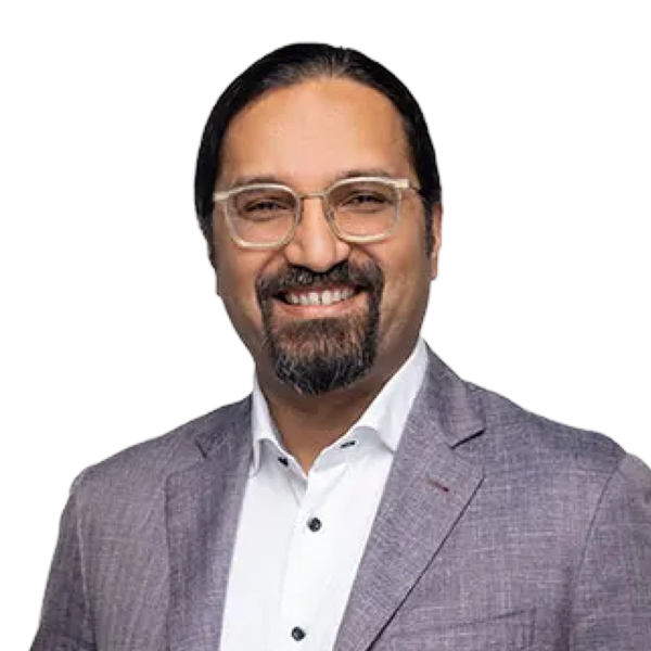 Nabil Bukhari headshot 2.png