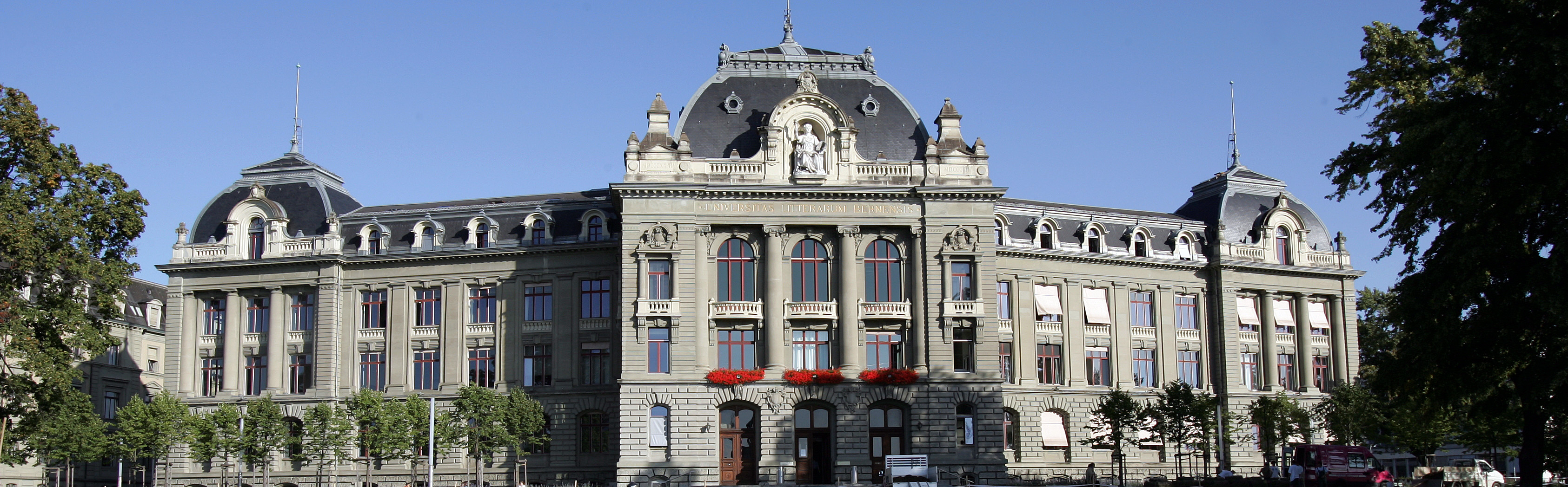 university-bern-main-building.jpg